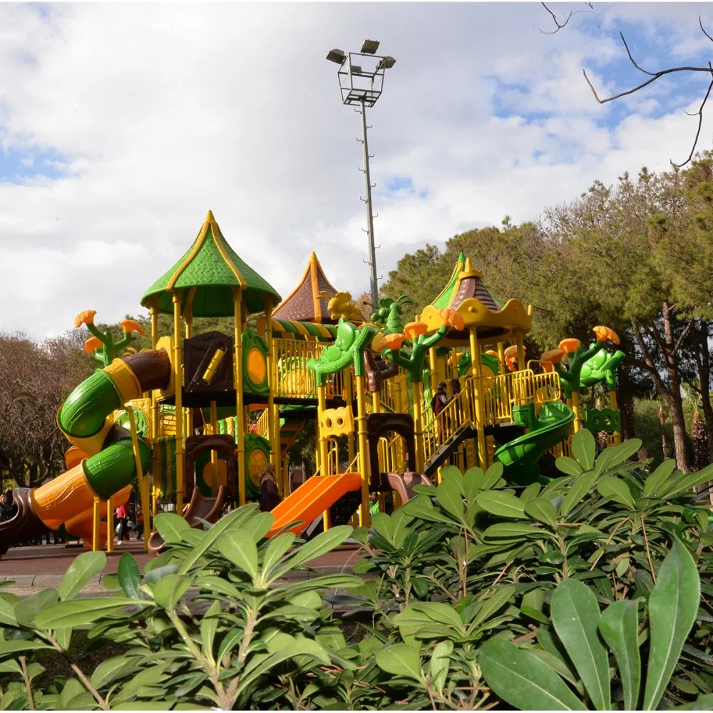 Menemen Şehir Parkı Oyun Grubu 2