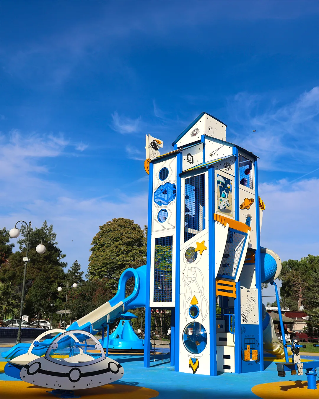Menemen Şehir Parkı Oyun Grubu
