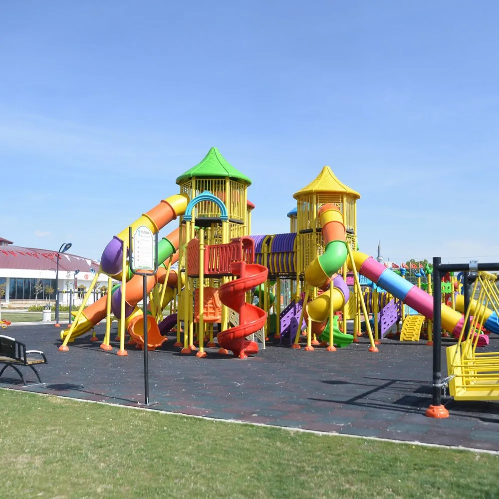 Van Tuşba Belediyesi Dev Kule Serisi Oyun Parkı 2